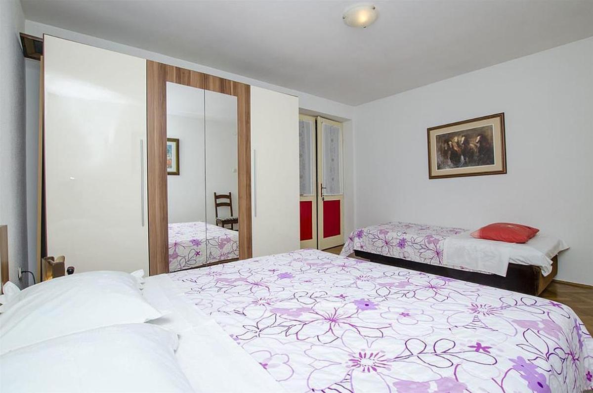 Apartments By The Sea Baska Voda, Makarska - 12714 Esterno foto